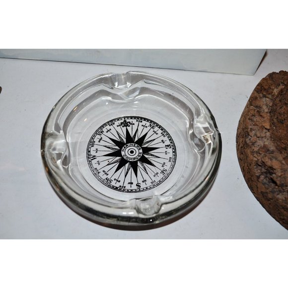 Vtg Mariner's Compass Glass Astray Inside Thick Cork Base 7.5” MCM Boathouse - Picture 4 of 7